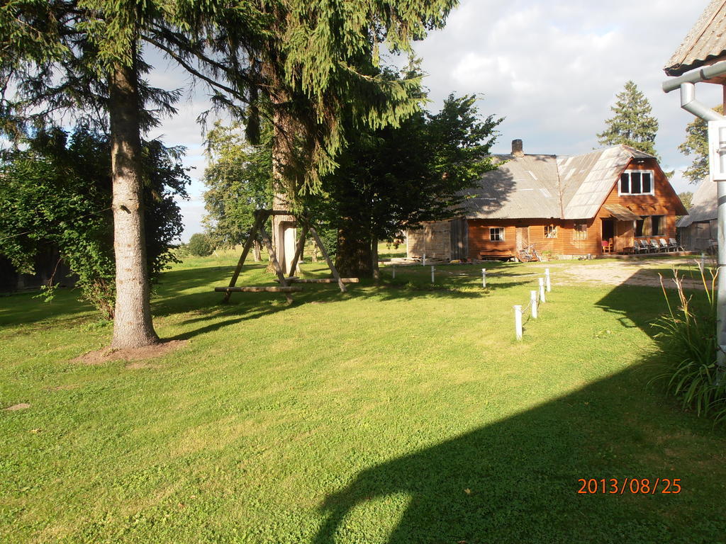 Penzion Lauku Viesu Maja Bajari Rucava Exteriér fotografie