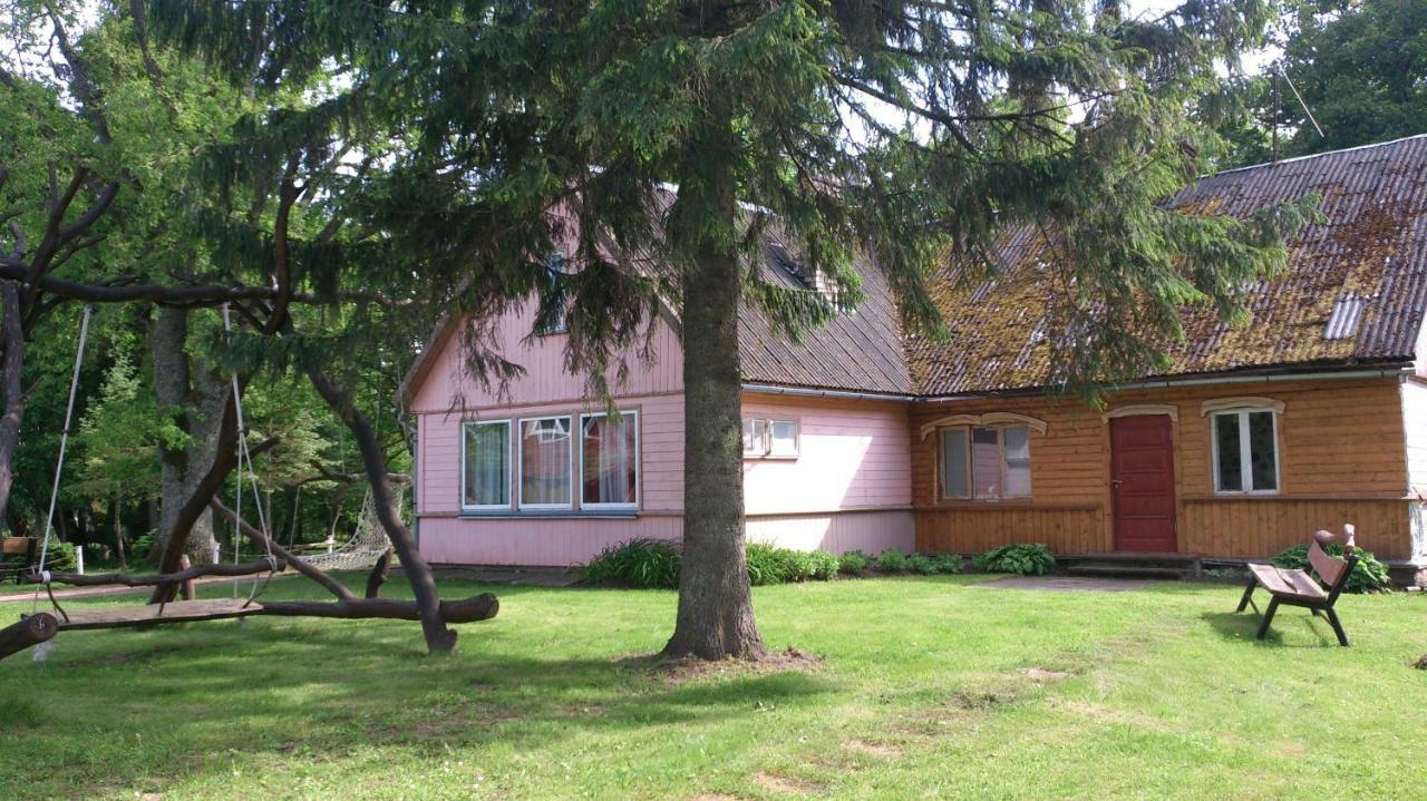 Penzion Lauku Viesu Maja Bajari Rucava Exteriér fotografie